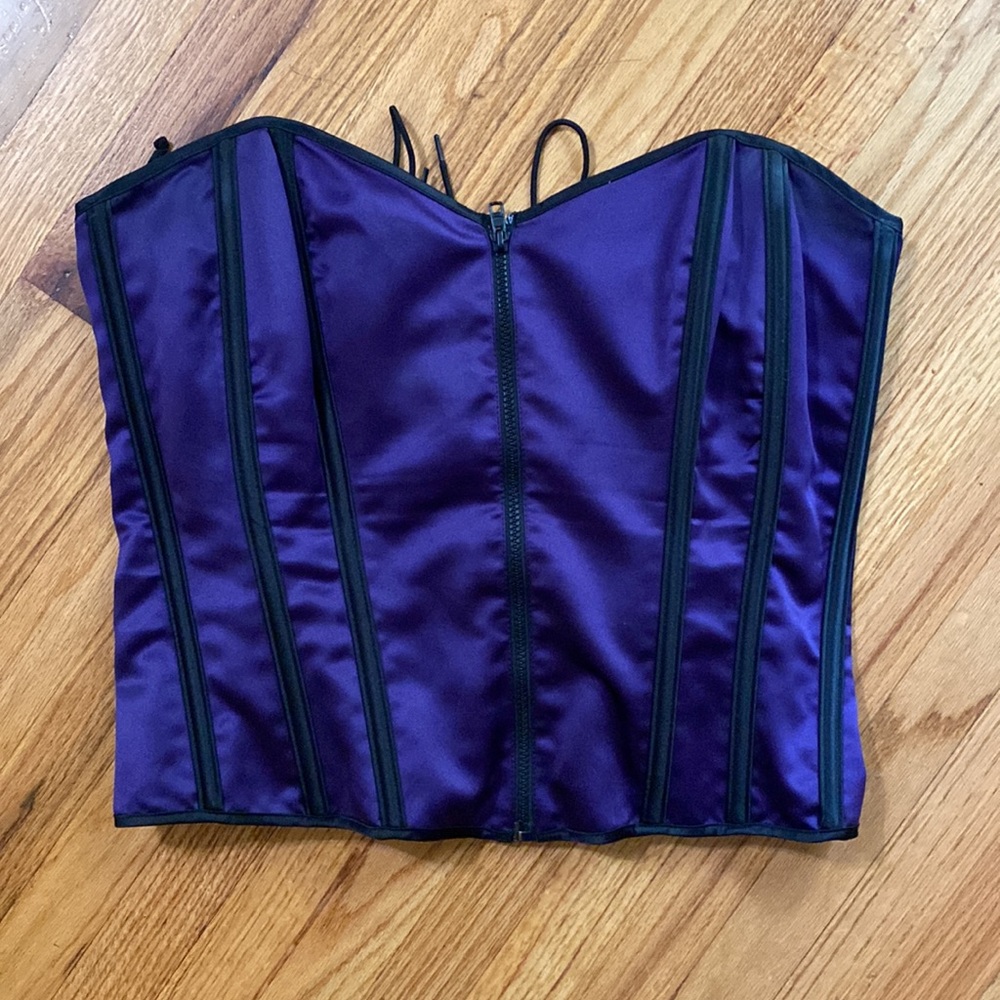 Torrid Purple Lace Up corset Black sz 40 Goth Ren Faire Plus